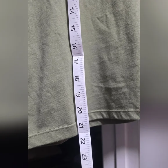 Cropped olive green Calvin Klein top - Picture 5 of 6